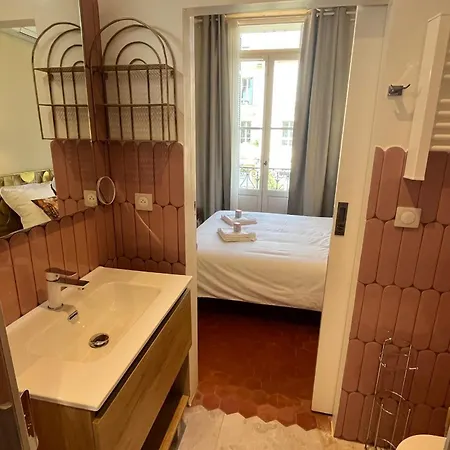 Poetic And Cozy Apartamento